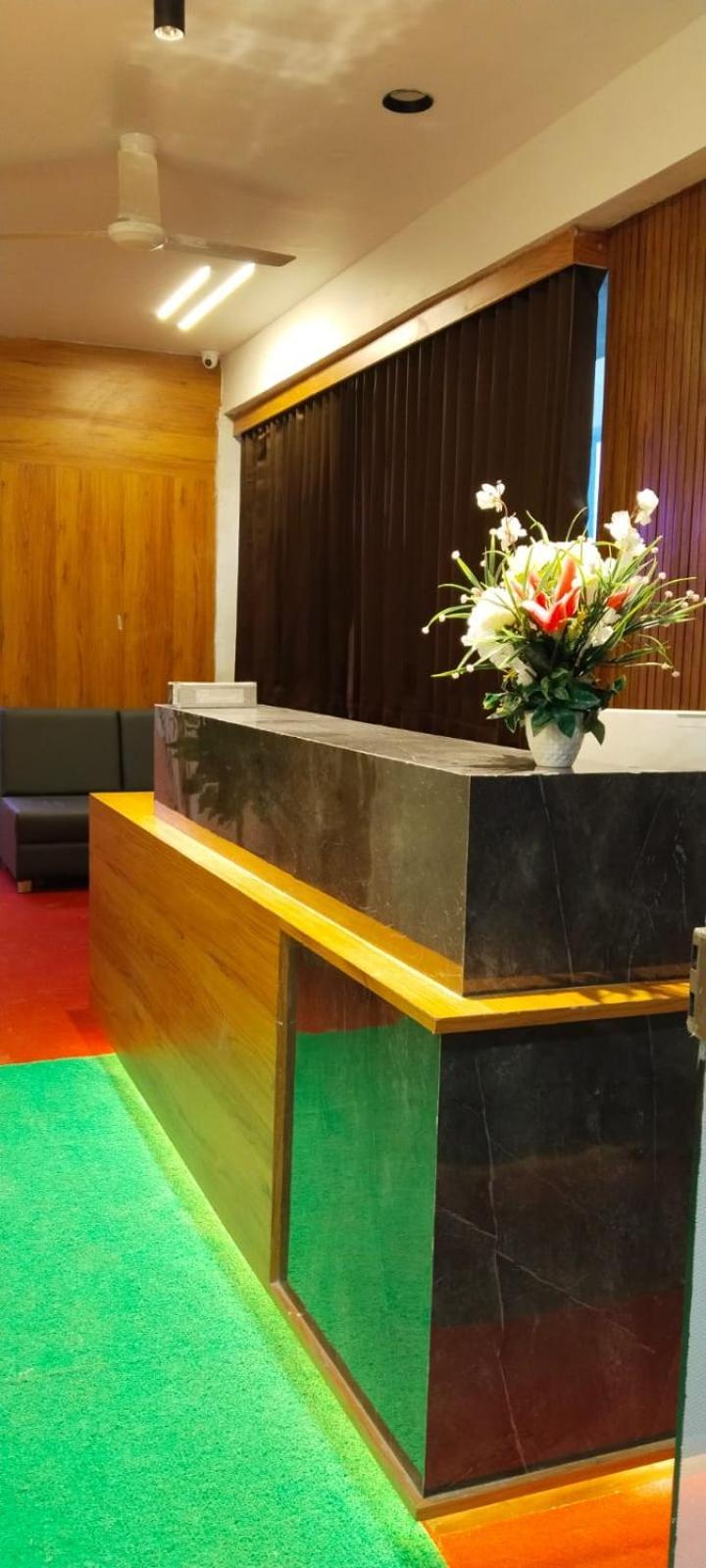 Hotel Royal Relax Gandhinagar Exterior foto